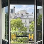 Hotel Nude Paris - Color Vision