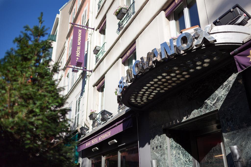 Hotel Nude - Color Vision