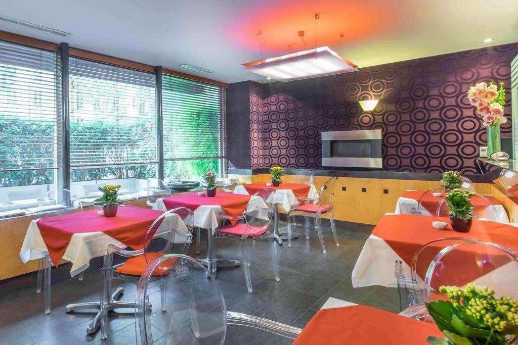 Hotel Nude - Color Vision 4*