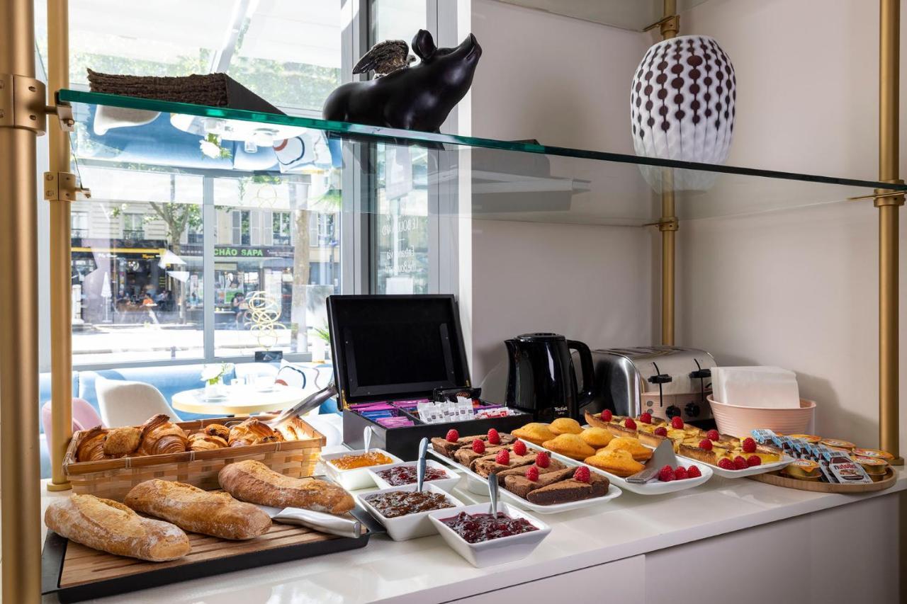 Nude - Color Vision 4* Paris