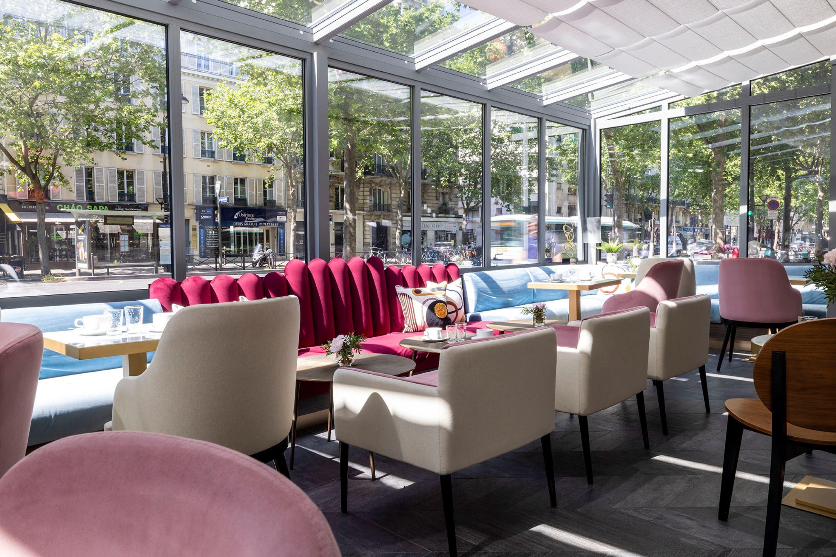 Hotel Nude - Color Vision