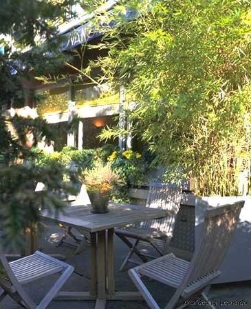 Nude - Color Vision Hotel 4*